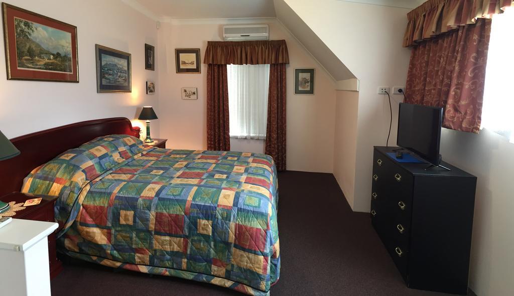Aarn House B&B Airport Accommodation Perth Exterior foto